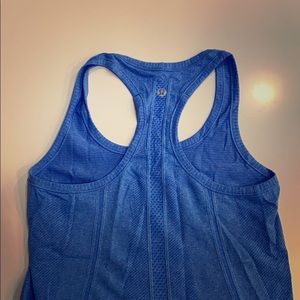 Lululemon tank top